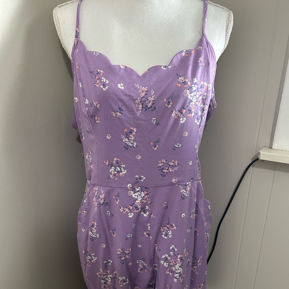 Beautiful women’s romper size XL.